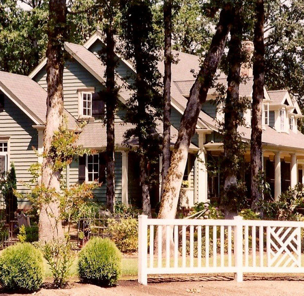 The McMuldrin / Flippen Home     Newburg, Oregon